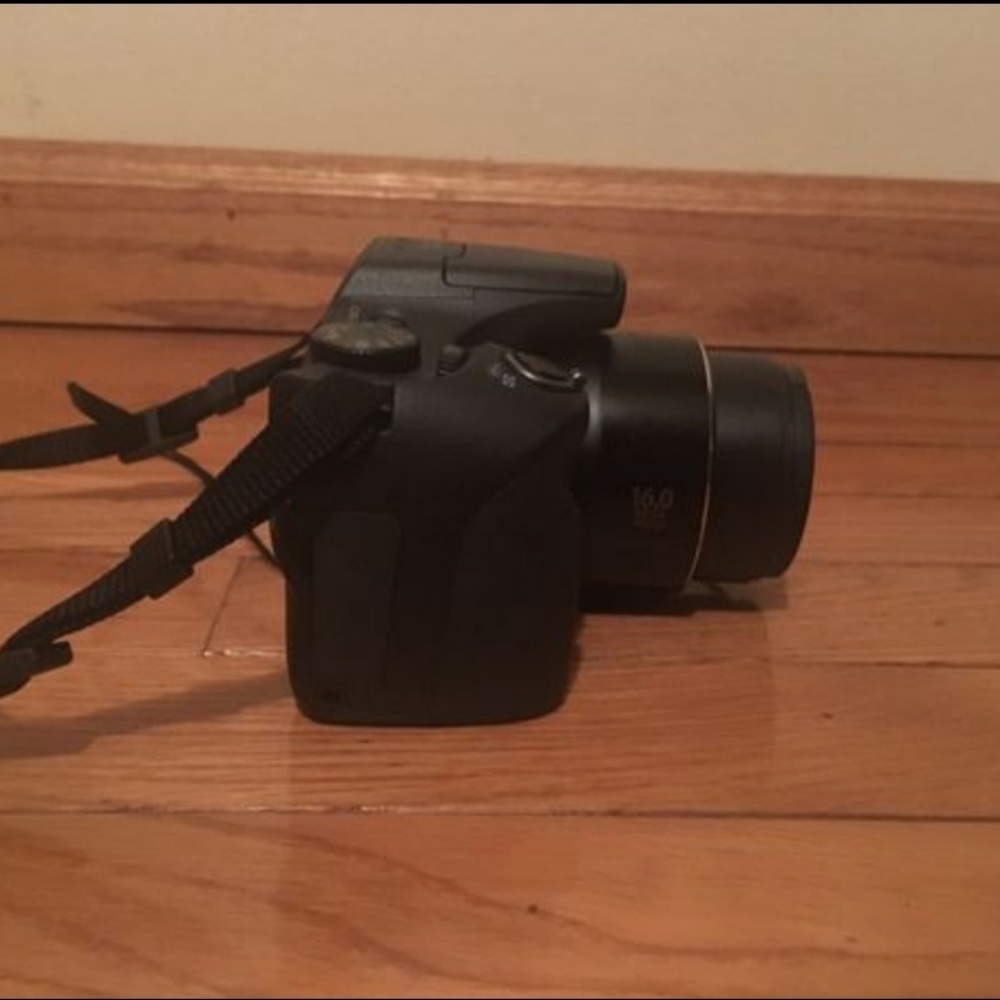 Canon - Picture 3 of 3